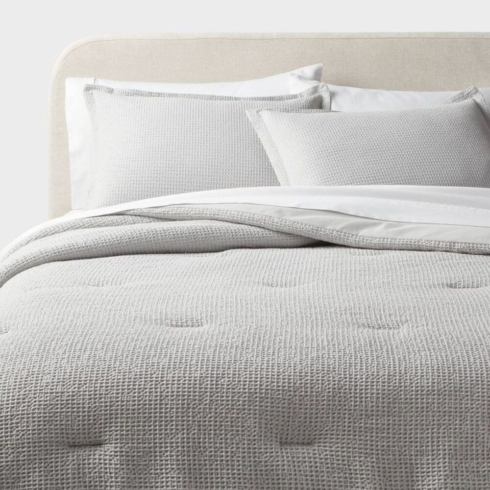 Twin/Twin XL 152TC Washed Waffle Weave Comforter Set - Light Gray